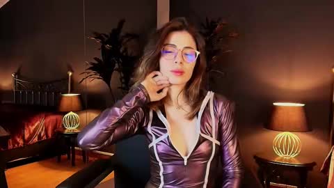 Maite online show from 11, 3, 2025