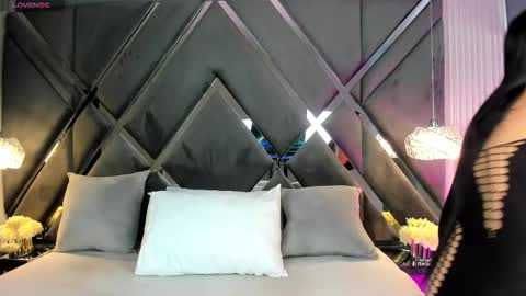 Mariana Evans online show from 28, 2, 2026