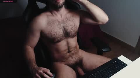 Snapshot of myhairymacho chatting on 4, 3, 2025 Juan  OF  myhairymacho online show from 4, 3, 2025