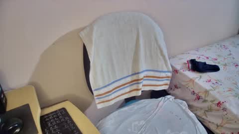 Snapshot of myhoney_hot chatting on 27, 6, 2026 myhoney_hot online show from 27, 6, 2026