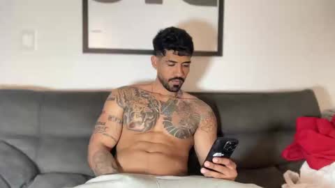 Snapshot of myke_esthetic chatting on 6, 1, 2025 Myke esthetic online show from 6, 1, 2025