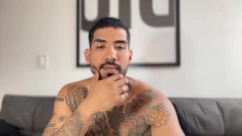 Snapshot of myke_esthetic chatting on 27, 2, 2025 Myke esthetic online show from 27, 2, 2025