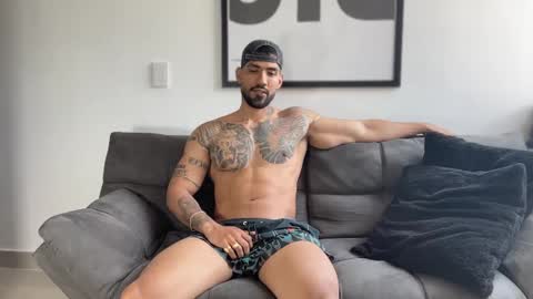 Snapshot of myke_esthetic chatting on 9, 3, 2025 Myke esthetic online show from 9, 3, 2025