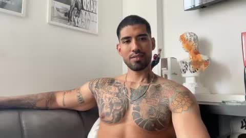Snapshot of myke_esthetic chatting on 25, 6, 2026 Myke esthetic online show from 25, 6, 2026