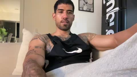Snapshot of myke_esthetic chatting on 16, 7, 2026 Myke esthetic online show from 16, 7, 2026