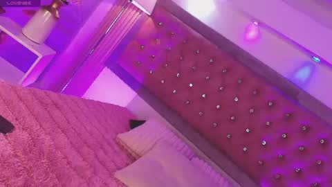 Snapshot of myladreams_ chatting on 19, 7, 2026 Myla online show from 19, 7, 2026
