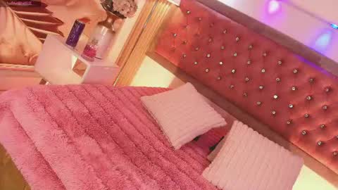 Snapshot of myladreams_ chatting on 20, 7, 2026 Myla online show from 20, 7, 2026
