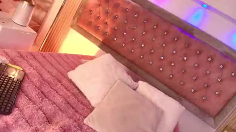 Snapshot of myladreams_ chatting on 26, 7, 2026 Myla online show from 26, 7, 2026