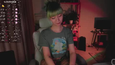 MylaFlores online show from 31, 3, 2026