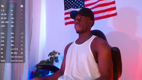 Snapshot of mylowallacee chatting on 16, 10, 2025 Mylo Wallace  online show from 16, 10, 2025
