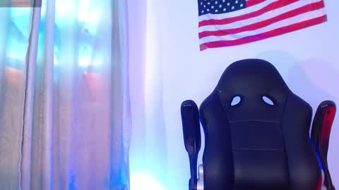 Mylo Wallace  online show from 10, 1, 2026