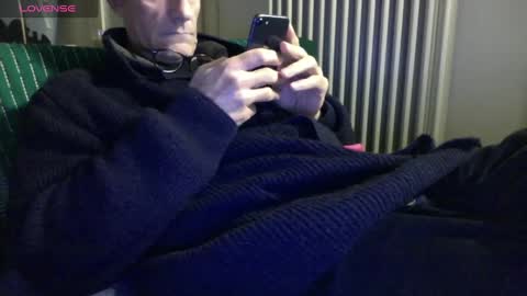 Bi sexy guy lovense hush is on private is open or password show tip if you like. online show from 4, 1, 2025