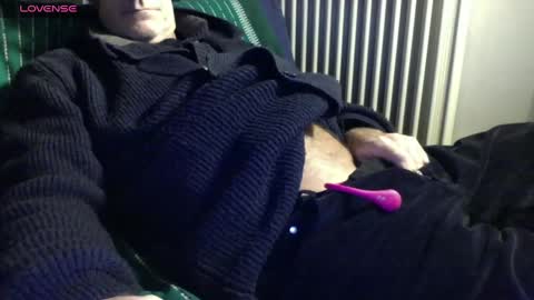 Bi sexy guy lovense hush is on private is open or password show tip if you like. online show from 6, 1, 2025