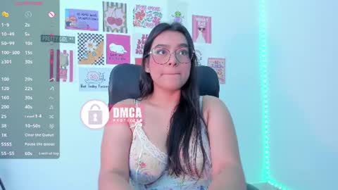 Snapshot of mypretty_isabella chatting on 14, 6, 2026 Bella online show from 14, 6, 2026