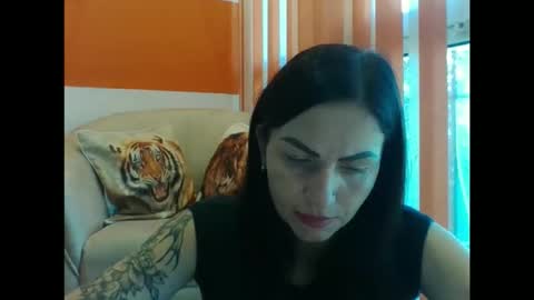 mystaluuna online show from 19, 10, 2025