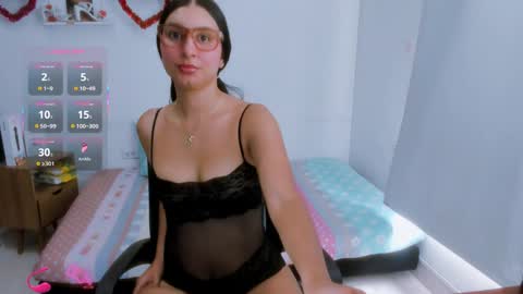 Mystery couple online show from 1, 4, 2026