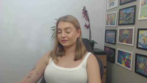 Erica online show from 5, 11, 2025