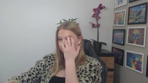 Snapshot of mysteryericax chatting on 11, 2, 2026 Erica online show from 11, 2, 2026