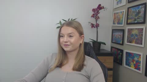 Snapshot of mysteryericax chatting on 12, 2, 2026 Erica online show from 12, 2, 2026