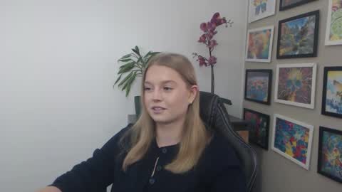 Snapshot of mysteryericax chatting on 24, 2, 2026 Erica online show from 24, 2, 2026