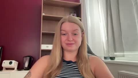 Snapshot of mysteryericax chatting on 8, 7, 2026 Erica online show from 8, 7, 2026