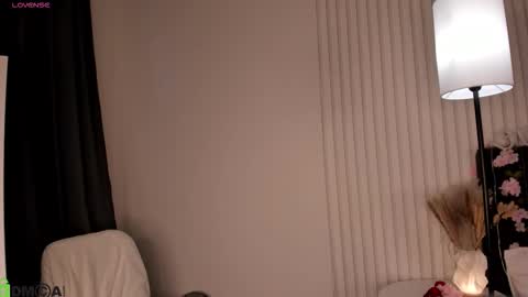 Snapshot of mystic_seduction chatting on 9, 9, 2025 Chloe online show from 9, 9, 2025