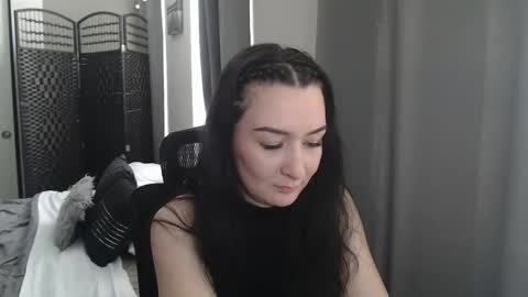 Snapshot of mysticmuse94 chatting on 18, 2, 2025 MysticMuse online show from 18, 2, 2025