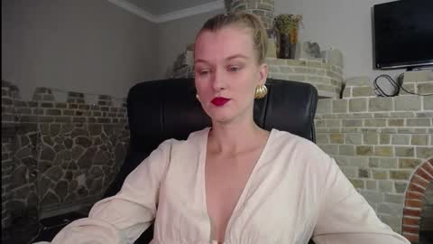Snapshot of mysticvenus_ chatting on 24, 9, 2025 mysticvenus_ online show from 24, 9, 2025