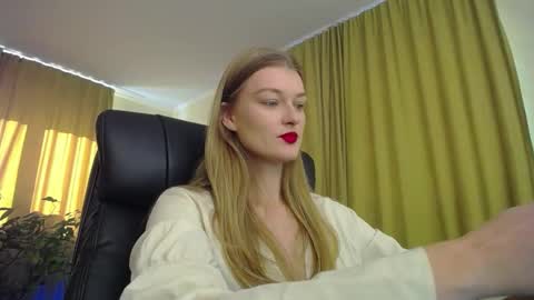 mysticvenus_ online show from 25, 10, 2025