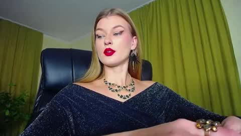 mysticvenus_ online show from 30, 10, 2025