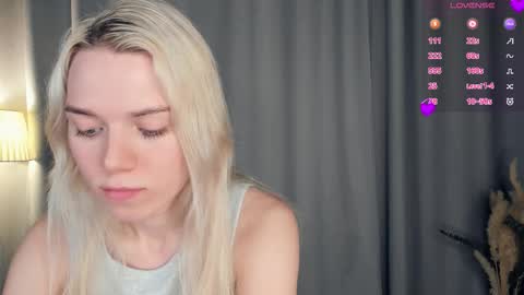 Snapshot of myviolet_rush chatting on 9, 11, 2025 Olivia or just olive online show from 9, 11, 2025