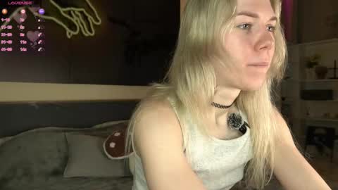 Snapshot of myviolet_rush chatting on 8, 2, 2026 Olivia or just olive online show from 8, 2, 2026
