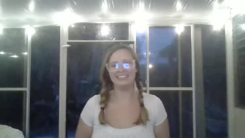 Snapshot of n00biez chatting on 3, 6, 2026 n00biez online show from 3, 6, 2026