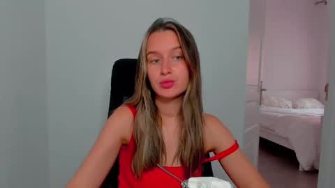 Snapshot of n0names chatting on 2, 10, 2025 Eva online show from 2, 10, 2025