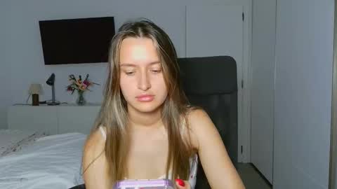 Snapshot of n0names chatting on 19, 10, 2025 Eva online show from 19, 10, 2025