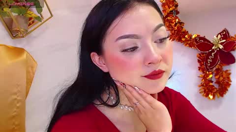 naamah_b online show from 28, 12, 2024