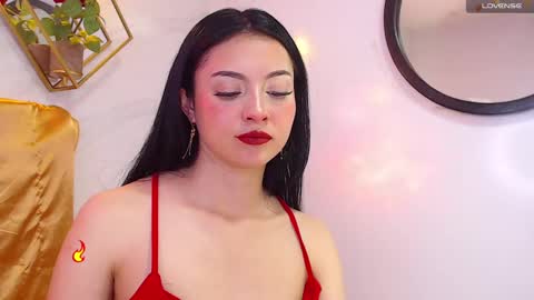 naamah_b online show from 9, 1, 2025