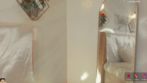 naamah_b online show from 22, 11, 2025