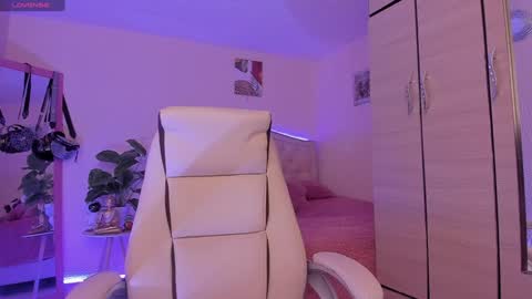 Snapshot of naath_ chatting on 6, 1, 2025 anny online show from 6, 1, 2025