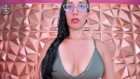Snapshot of nadiajalil chatting on 29, 4, 2026 nadiajalil online show from 29, 4, 2026