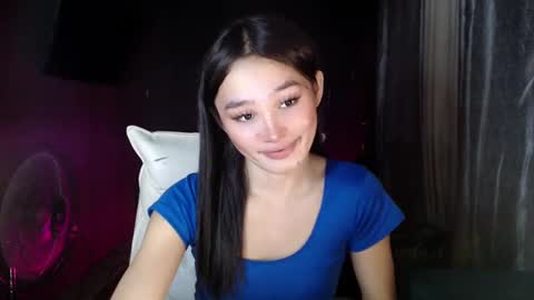 nadiestar online show from 12, 3, 2025