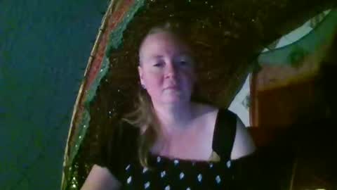 Snapshot of nadurtha chatting on 10, 9, 2025 nadurtha online show from 10, 9, 2025