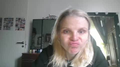 Snapshot of nadyagt chatting on 11, 4, 2026 nadyagt online show from 11, 4, 2026