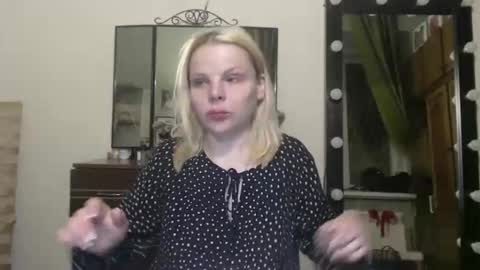 Snapshot of nadyagt chatting on 17, 5, 2026 nadyagt online show from 17, 5, 2026