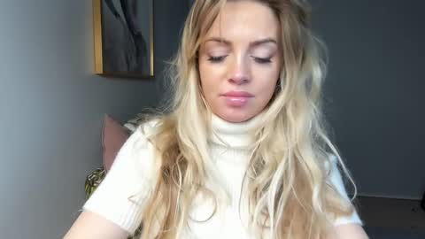 Snapshot of nadyasoft chatting on 22, 1, 2025 Nadyasoft online show from 22, 1, 2025