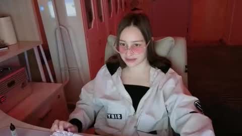 Snapshot of naebina chatting on 14, 10, 2025 naebina online show from 14, 10, 2025