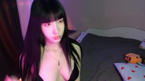 Snapshot of naemiblush chatting on 16, 10, 2025 Naemi online show from 16, 10, 2025