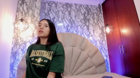 Snapshot of nahia_low chatting on 21, 2, 2025  Valeria  online show from 21, 2, 2025