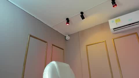 Nahimi online show from 20, 12, 2025