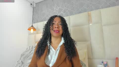 Snapshot of nahomi_dominique chatting on 8, 7, 2026 Nahomi Dominique online show from 8, 7, 2026
